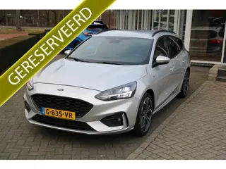 Ford Focus 1.5 EcoBoost 150 PK ST-Line WAGON TREKHAAK AFNEEMBAAR | WINTER PACK | CAMERA | 18-INCH LM