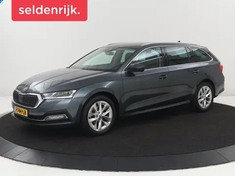 Skoda Octavia 1.5 TSI First Edition | Trekhaak |  Stoelverwarming | Adaptive cruise | Carplay | Navi