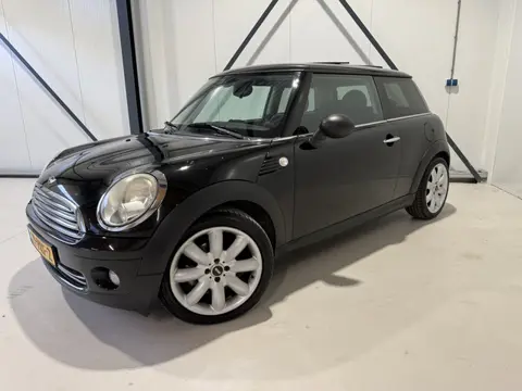 MINI Mini 1.4 One Salt. Half leer,Panoramadak,17".