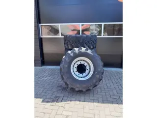 Manitou wielen banden 445/65R22.5 set MRT 2150