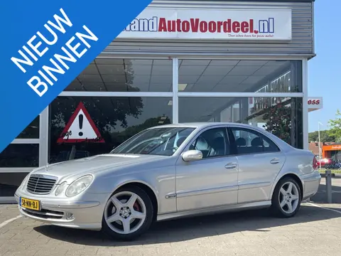 Mercedes-Benz E-klasse 240 Avantgarde V6 / Youngtimer / Leder / Xenon / Trekhaak / 2003