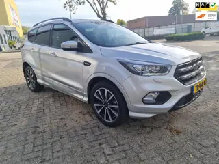 Ford Kuga 1.5 EcoBoost ST-LINE NIEUWE MOTOR NU 27000 KM