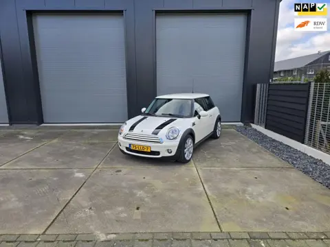 Mini Mini 1.6 One MINIMALIST Business Line leer