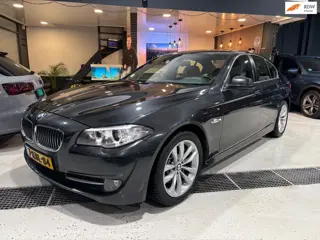 BMW 5-serie 528i High Executive|LEDER|LED|MEMORY|NAVI|STOELVERW|NAP