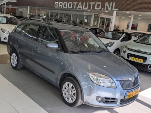 Škoda Fabia Combi 1.2-12V Ambiente Airco, Cruise Control, Trekhaak, Stuurbekrachtiging
