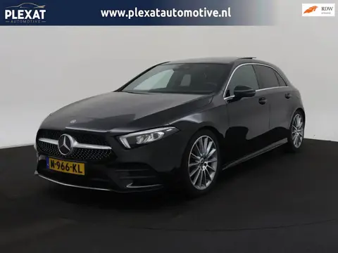 Mercedes-Benz A-klasse 200 Business Solution AMG Aut. | Panoramadak | Sfeerverlichting | Widescreen 