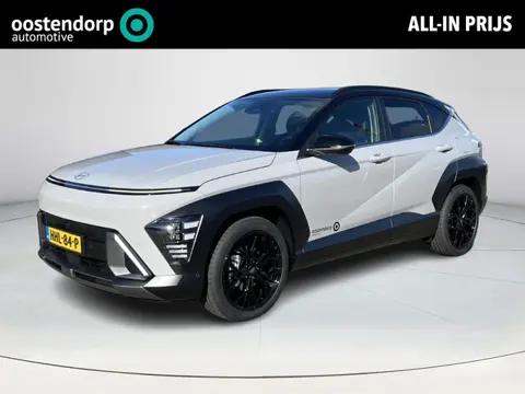 Hyundai Kona 1.6 GDI HEV Premium | 19" Glossy Black velgenset |  Stoelverwarming & ventilatie | 360°