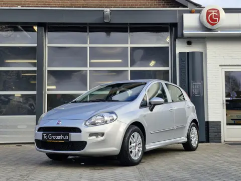 Fiat Punto Evo Sempre 0.9 TwinAir | Trekhaak | (bj 2015)
