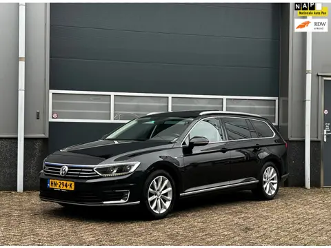 Volkswagen Passat Variant 1.4 TSI GTE Highline bj.2015 Camera|Navi|Trekh|Pano|Nap.