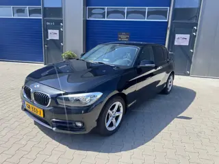 BMW 1-serie 116d Corporate Lease Essential automaat leder!!