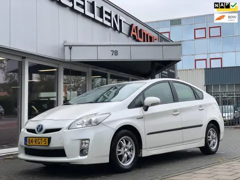 Toyota Prius 1.8 Comfort - Motor Kapot