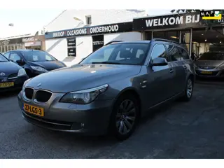 BMW 5-serie Touring 520i Corporate Lease Business Line Edition I Navi / AUTOMAAT