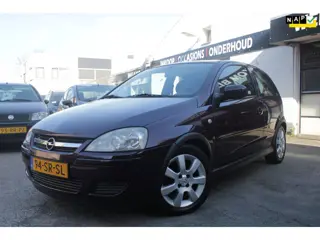 Opel Corsa 1.2-16V Silverline / Airco / Elektrische ramen /