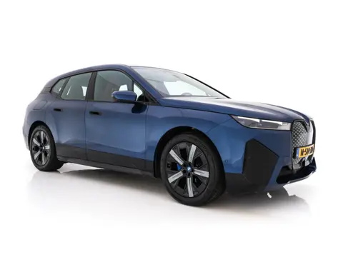 BMW iX xDrive40 High Executive 77 kWh AWD [ 3-Fase-11kW ] {SOH-100%} (INCL-BTW) *LEATHER | TOPVIEW |