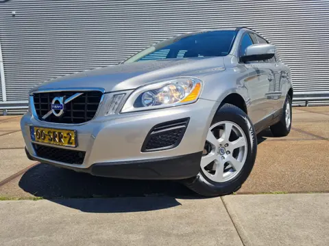 Volvo XC60 2.0 T5 Kinetic Trekhaak (bj 2011, automaat)
