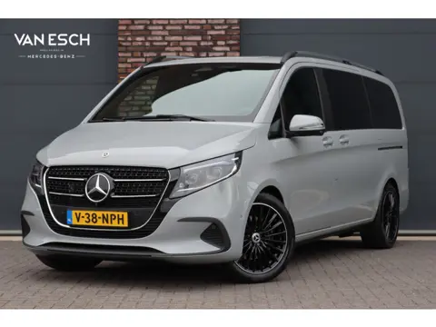 Mercedes-Benz V-Klasse 250d L2 Avantgarde | Distronic | AMG | Trekhaak | Standverwarming | Surround 