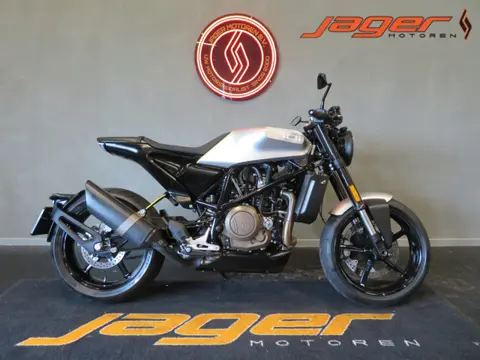 Husqvarna HUSQVARNA VITPILEN 701 TOPSTAAT! (bj 2019)