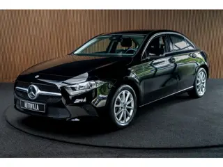 Mercedes-Benz A-Klasse 250 e Business Line Leer Navi Carplay PTS Elektr. trekhaak Stoelverwarming Da