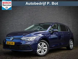 Volkswagen Golf 1.5 eTSI Life Business van 26.950 v. 23.950,-