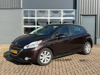 Peugeot 208 1.4 VTi Envy Climate control Parkeersensoren