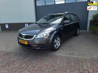 Kia Cee'd | 1.4 CVVT X-tra | Airco | Trekhaak |