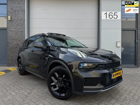 Lynk & Co 01 1.5 [Pano | Keyless | Memory | Carplay | Trekhaak | Dealer OH]