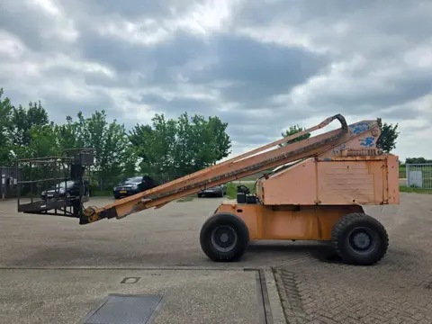 JLG Telescopic tree lift JLG Telescopische Boomlift – Hoogwerker – Diesel –  Bouw & Industrie PM3021