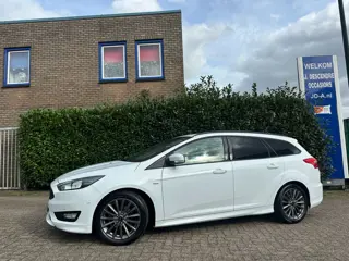 Ford FOCUS Wagon 1.0 ST-Line Distrutieriem Vervangen, Climate C, Navigatie!!!!