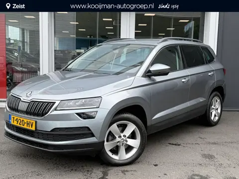 Skoda Karoq 1.0 TSI Style Business | Trekhaak | Achteruitrij camera | Apple Carplay/Android Auto | A