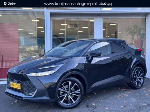 Toyota C-HR 2.0 Plug-in Hybrid 220 Dynamic | LED | Virtual Cockpit | Achteruitrijcamera | Navigatie 