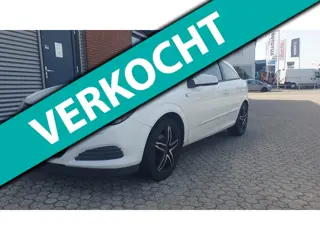 Opel Astra GTC 1.4 Edition
