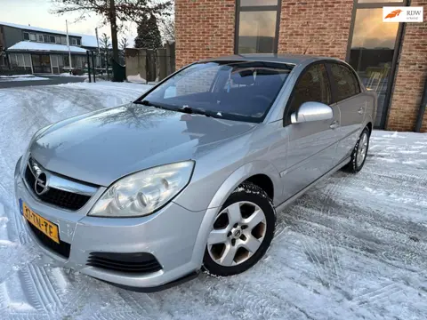 Opel Vectra 1.8-16V Comfort