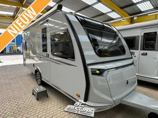 Knaus Sudwind Black Selection 500 UF