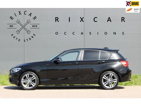 BMW 1-serie 116i Centennial High Executive AllSeason Dakspoiler !!NIEUWBINNEN!!
