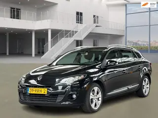 Renault Mégane Estate 1.4 TCe Parisienne//CRUISECLIMA/NAVI/TREKHAAK AFNEEMBAAR/PARKEERSENSOR VOOR EN