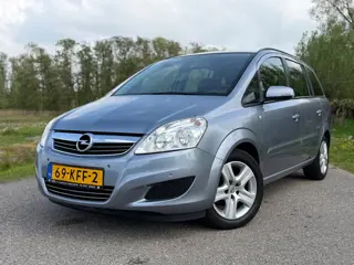 Opel Zafira 1.8 Cosmo / 7 Persoons / NAP / Radio-cd Speler /