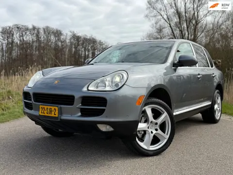 Porsche Cayenne 4.5 S Automaat / Schuif-/Kanteldak / Luchtvering / Leder / 20" Velgen / Navi / Clima