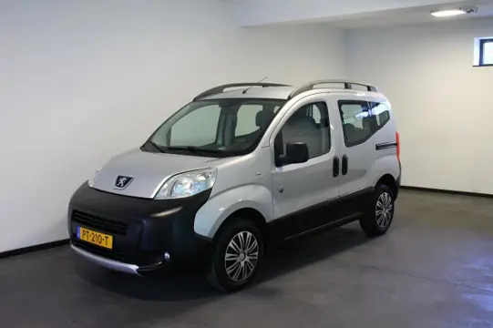 PEUGEOT BIPPER 1.4i Outdoor, Airco, dubbele schuifdeur, Elektr. ramen 