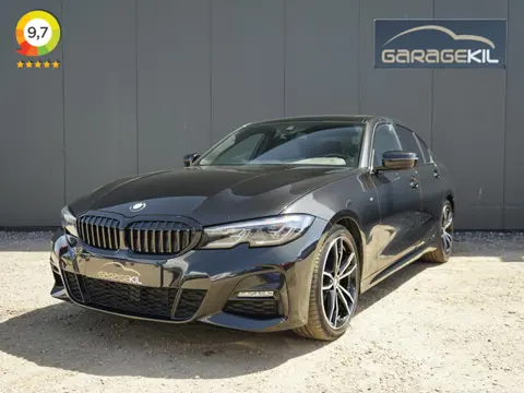 BMW 3-serie 318i Executive Edition Orig. NL / M-Sport / HiFi / BTW / Keyless / Camera / Panorama dak