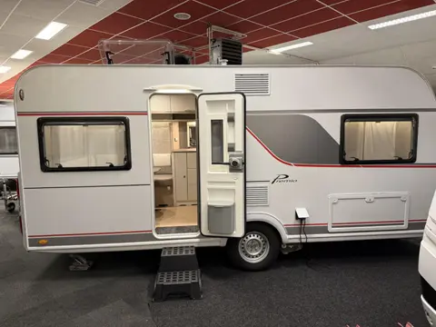 Bürstner Premio 455 TS FRANSBED MOVER VOORTENT