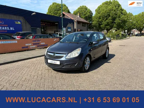 Opel Corsa 1.2-16V Essentia NIEUWE APK!