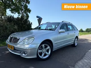 MERCEDES-BENZ C-KLASSE 180 K. AVANTGARDE / AUTOMAAT / ZEER NETTE 
