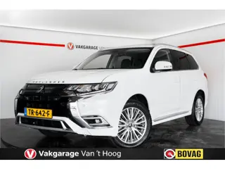 Mitsubishi Outlander 2.4 PHEV Intense+|Trekhaak|Schuifdak|Stoelverwarming