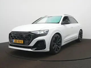 Audi Q8 55 TFSI e quattro Pro Line S S-Line | Panodak | Elek. Trekhaak | Nachtzicht | 23 Inch | B&O 