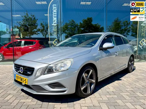 Volvo V60 1.6 T3 R-Design, NAP, Trekhaak, 18 inch