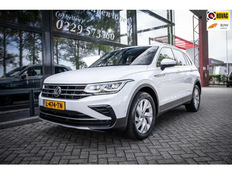 Volkswagen Tiguan 1.5 TSI Elegance | Led | Virtual cockpit | Climate control | Stoelverwarming | Ele