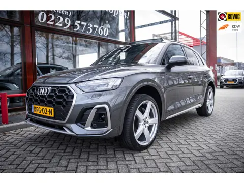Audi Q5 55 TFSI Hybrid quattro Competition S-line | Panoramadak | Leder | LED | Stoelverwarming | Ca
