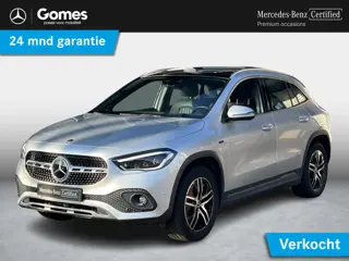 Mercedes-Benz GLA-klasse 250 e | Panoramadak | Trekhaak | Massagestoelen