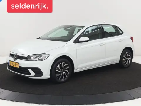Volkswagen Polo 1.0 TSI Life | Carplay | Navigatie | Parkeerhulp |  Adaptive cruise | Airco | File A
