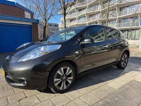 Nissan LEAF Tekna 30 kWh Leder Camera Stuurverwarming Black Edition